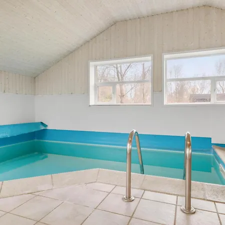 Lovely In With Kitchen *