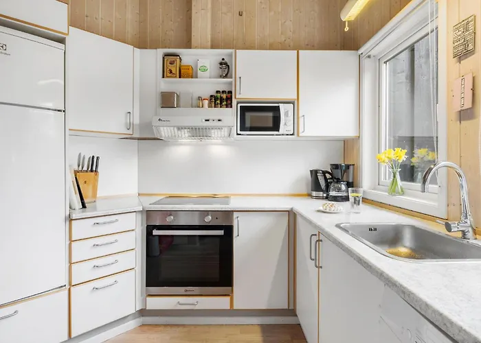 Lovely In With Kitchen